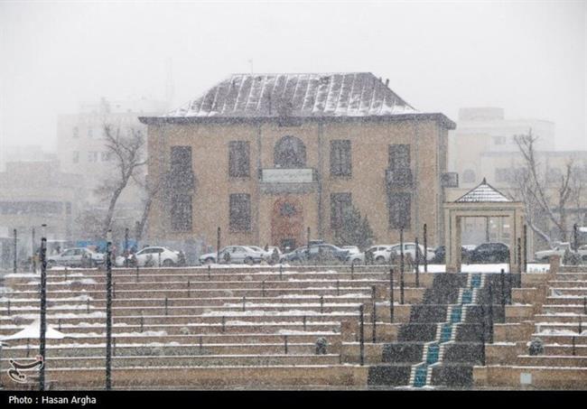 بارش برف در زنجان