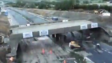 ببینید چطور در کمتر از 8 ساعت یک پل بتونی را بر می‌دارند بدون این‌که ترافیکی درست کنند (فیلم)