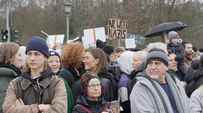 تجمع بزرگ علیه نژادپرستی و احزاب راست افراطی در برلین آلمان 