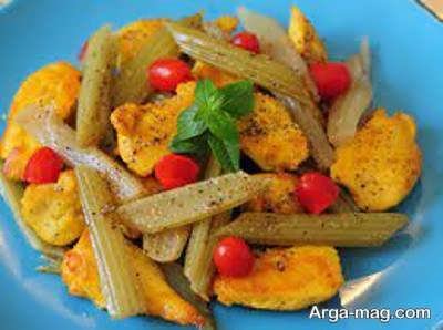 طرز تهیه خوراک کرفس و مرغ لذیذ