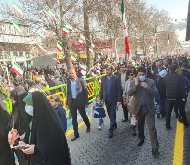 حضور مسئولین و چهره‌ها در راهپیمایی 22 بهمن تهران