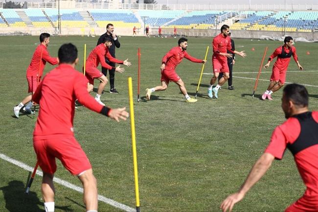 تمرین بانشاط پرسپولیس در ورزشگاه کاظمی 