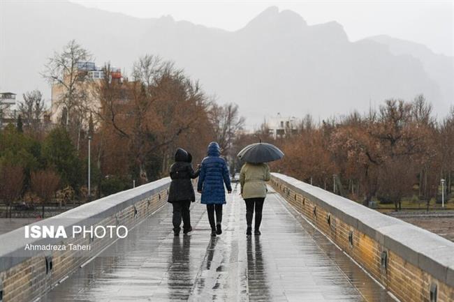 بارش باران زمستانی در اصفهان