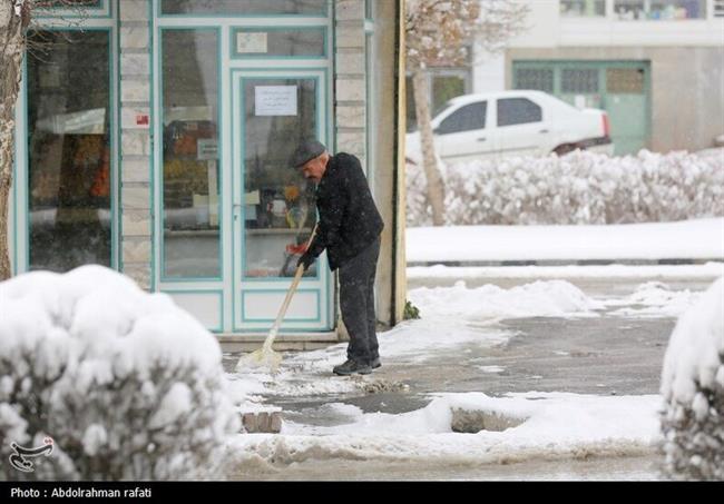 بارش برف در همدان