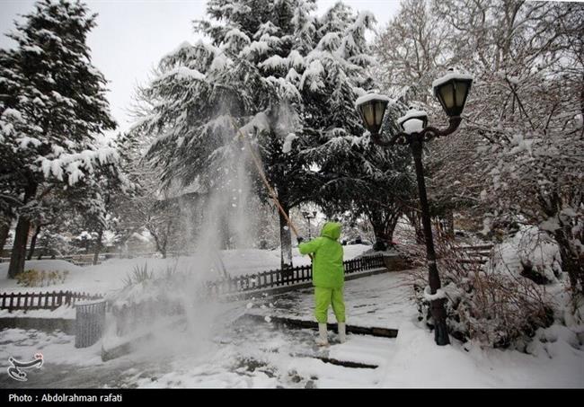 بارش برف در همدان