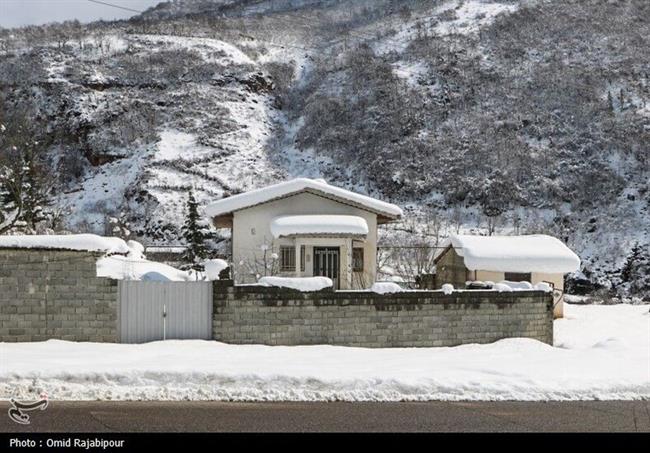 بارش برف در روستاهای اشکورات گیلان