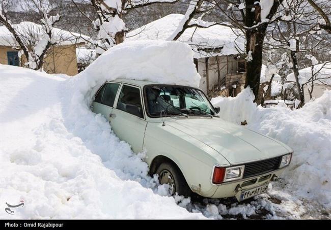 بارش برف در روستاهای اشکورات گیلان