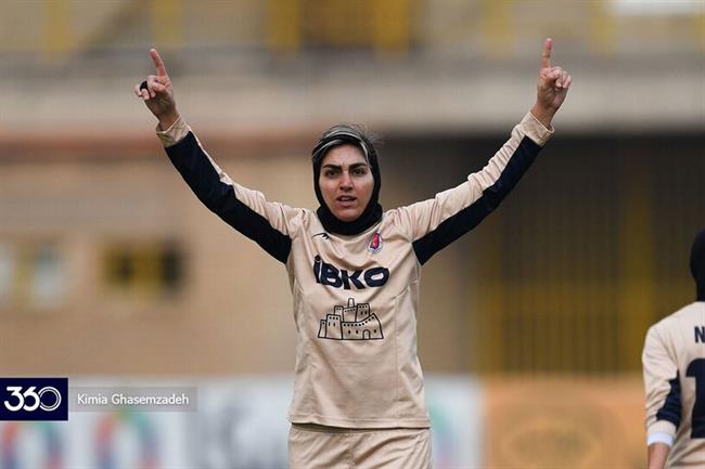 لیگ برتر فوتبال زنان؛ دیدار هیات فوتبال البرز 0-4 خاتون بم