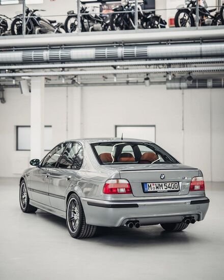 BMW E39 M5