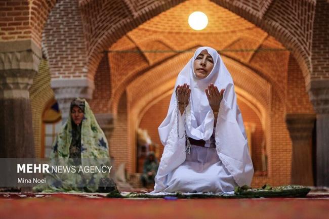 برگزاری اعتکاف رمضانیه در مسجد جامع تبریز