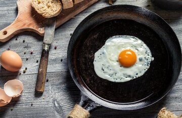 20 دلیل برای این‌که تخم‌مرغ و پنیر را باهم نخورید