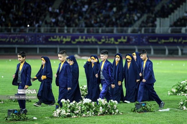 جشن «خدا قوت کارگر» در ورزشگاه امام رضا«ع» مشهد