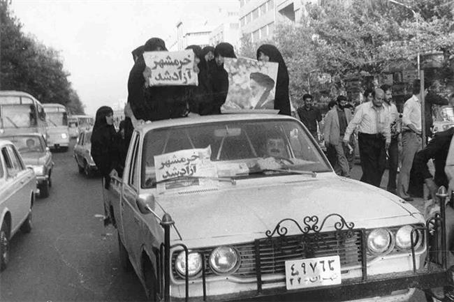42 سال پیش؛ وقتی خیابان‌های تهران و کشور پر از شادی شد/ عکس