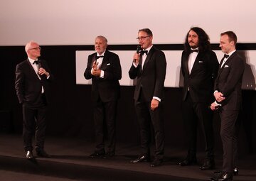 با حضور منصور بهرامی و بوریس بکر مستند ناستی در جشنواره بین‌المللی فیلم کن اکران شد