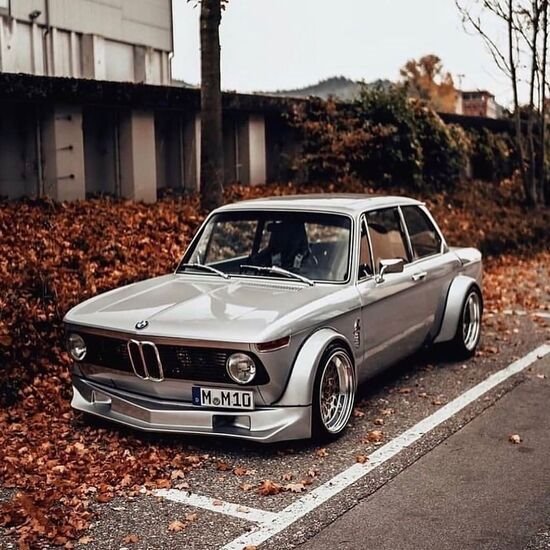 BMW 2002 tii E10 مدرن شده