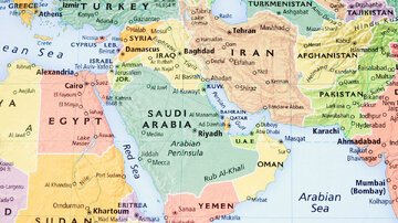 کشورهای عرب خلیج‌فارس صدها برابر ایران سرمایه‌گذاری کرده‌اند/ سود 320 میلیارد دلاری منطقه تا پایان دهه جاری