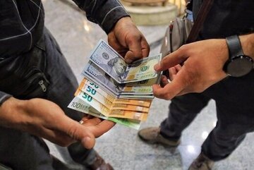 قیمت دلار امروز 7 تیر 1403 / سرکشی دلار در آستانه انتخابات