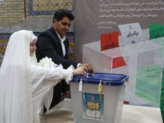 5 تصویر متفاوت از ازدواج با تم انتخابات