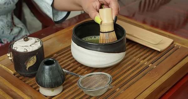 معرفی تجهیزات چای ماچا برای دم آوری + طرز استفاده از ماچاست