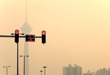 هوای پایتخت ناسالم برای گروه‌های حساس/ وضعیت قرمز در 3 نقطه از تهران