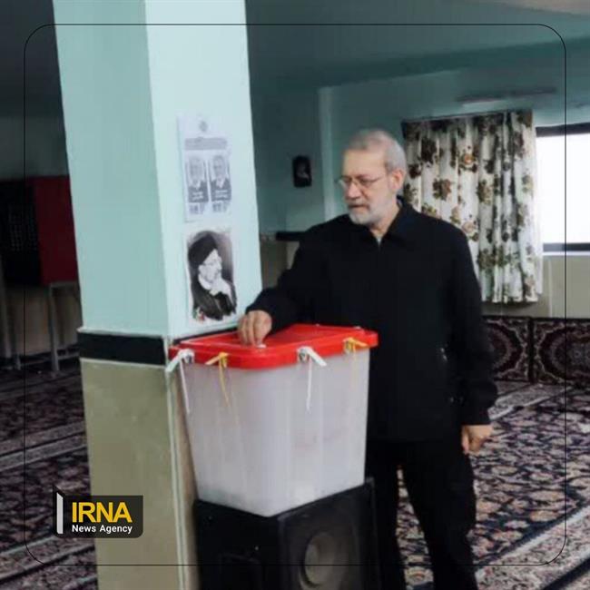علی لاریجانی در کدام شهرستان رأی داد؟ +عکس