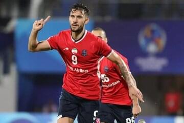 عکس ؛ گزینه پرسپولیس از تیمش جدا شد