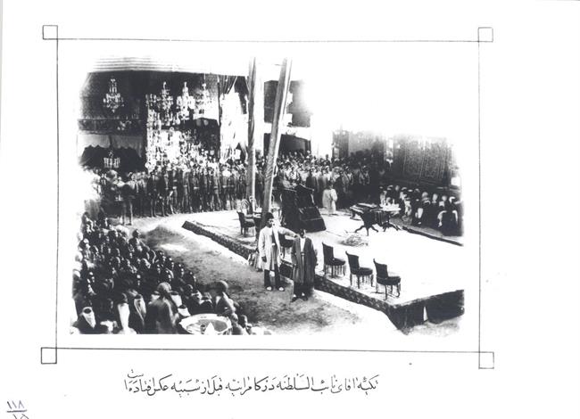 عکسی ناب از تکیه عزاداری امام حسین در کامرانیه، دوره قاجار