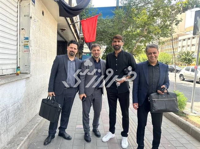 عکس ؛ آشتی بیرانوند با یک استقلالی؛ پایان ماجرای جنجالی!
