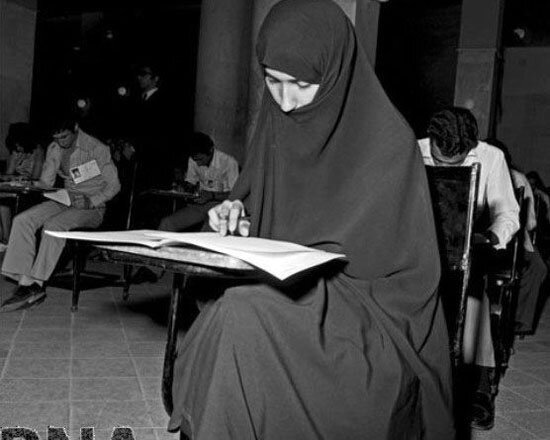 تهران قدیم؛ از زنان چادری تا مد روز در کنکور 50 سال قبل/ عکس