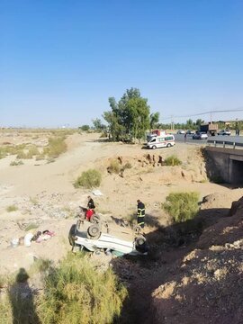 12 مصدوم در پی سه حادثه رانندگی در جاده های استان سمنان