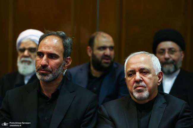 تصویری از صحبت روحانی و عارف در یک مراسم/  مدیران ارشد دولت روحانی جمع بودند