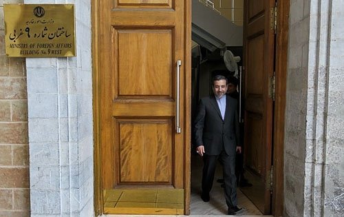 احمدی نژاد صراحتا گفت عراقچی را کنار بگذار /اختلافات که جدی شد، لاریجانی استعفا داد