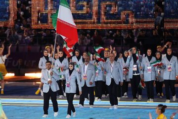 عکس ؛ لباس‌های کاروان ایران در مراسم افتتاحیه و اهدای مدال المپیک