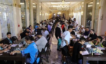 رقابت 180 شطرنج باز ایران در تورنمنت جایزه بزرگ میکامال کیش