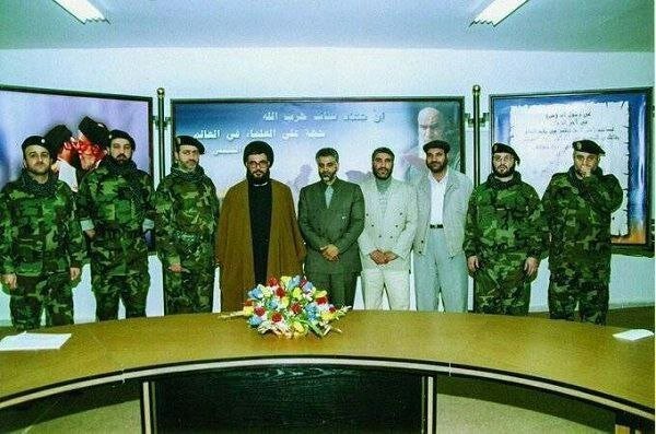عکسی قدیمی از فرمانده شهید حزب الله لبنان در کنار شهیدان زاهدی، کاظمی، سلیمانی