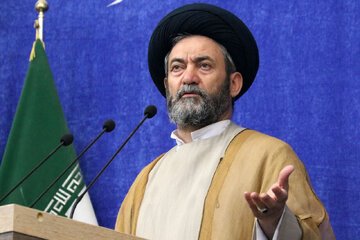 امام جمعه اردبیل: وعده صادق دوم شدیدتر خواهد بود؛ ترور هنیه اعلان جنگی صریح به ایران بود/ امام جمعه قم: خون خواهی ایران محاسبات دشمن را بهم می‌ریزد