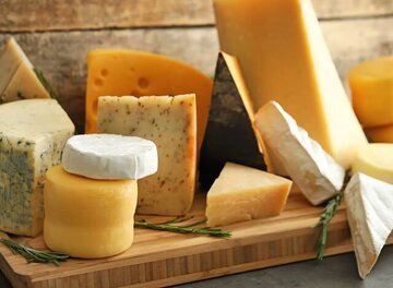 هشدار نسبت به مصرف یک نوع پنیر
