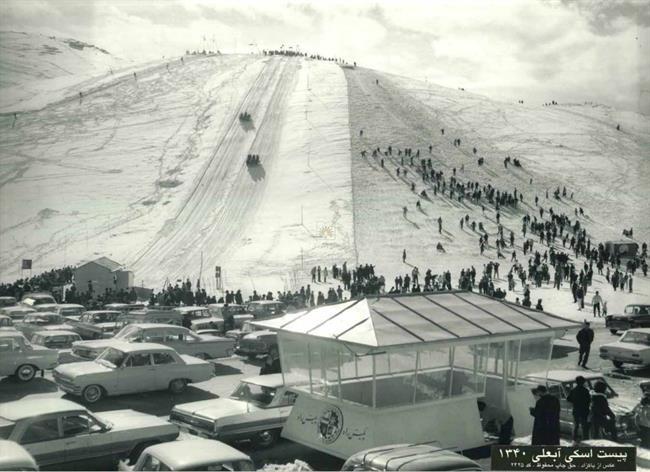 تهران قدیم؛ تصاویر جالب از صف خودروهای کلاسیک، 63 سال قبل در پیست آبعلی/ عکس