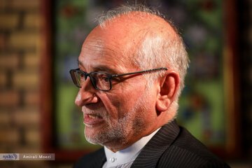 حسین مرعشی: پزشکیان باید بتواند حمایت رهبری را در مذاکرات داشته باشد/ با توجه به شرایط کشور در منطقه و حوزه مقاومت، دست ایران برای مذاکرات پر است