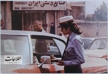تهران قدیم؛ صف زنان برای آزمون رانندگی؛ 50 سال قبل/ عکس