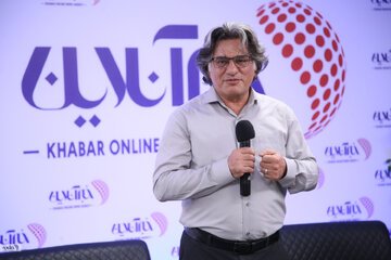 ببینید ؛ شادمهر راستین: هر جایی که بودم رسم بود که روز خبرنگار، خبرنگاران میهمان بودند ولی ...