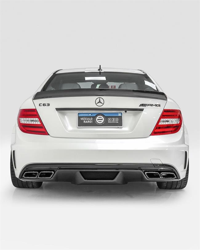 مرسدس بنز C63 AMG Black Series