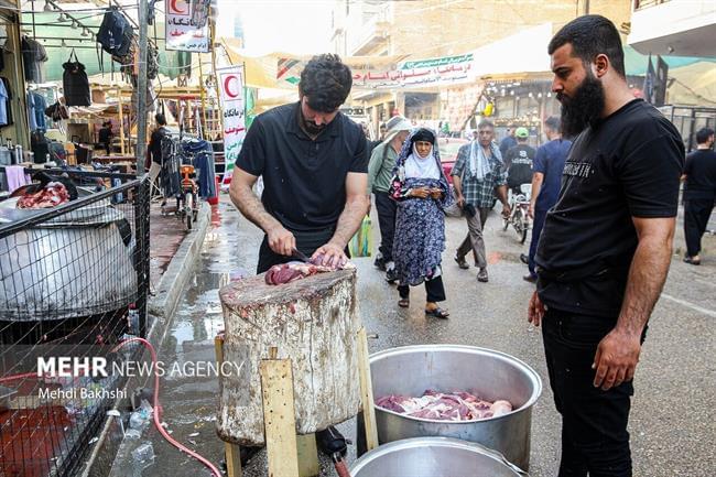 پذیرایی کربلایی‌ها از زائران اربعین