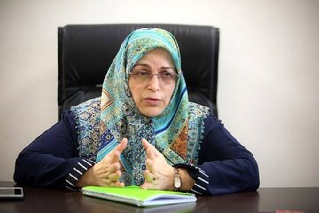 انتقاد آذر منصوری از محدود کردن اختیارات رئیس‌جمهوری؛ بدون ‎انسجام داخلی دولت پزشکیان نمی تواند موفق باشد