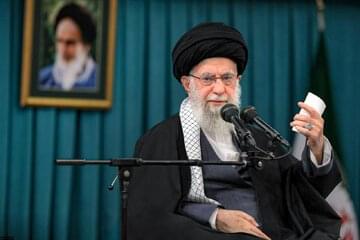 اجازه رهبر انقلاب جهت استفاده از نصف سهم امام(ع) برای مردم جنوب لبنان