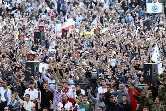 نماز جمعه تهران به امامت رهبر انقلاب