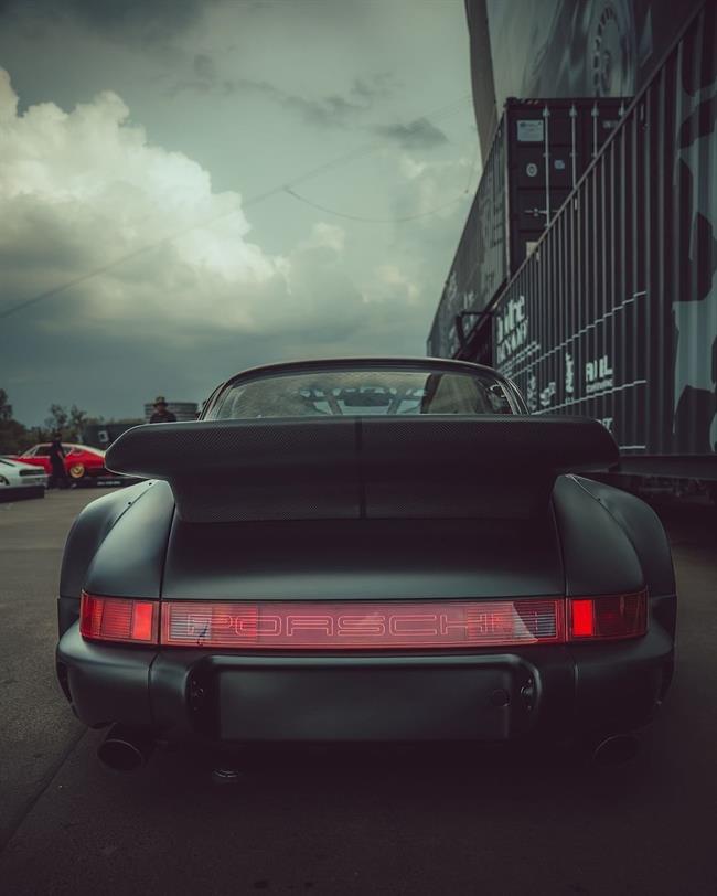 پورشه 911 RWB کیمرا