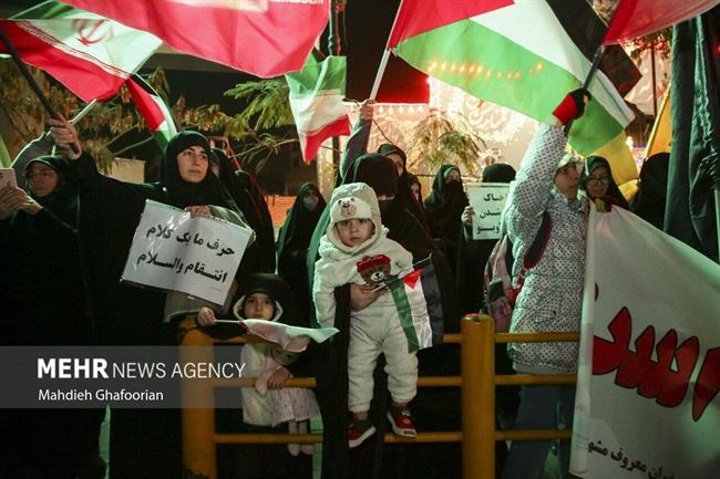 تجمع مردمی برای مطالبه وعده صادق 3 در مشهد