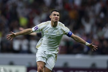 عکس ؛ رونالدو با لباس عربی کنار بن‌سلمان؛ وقتی Cr7 قید حضور در یک مراسم را زد!