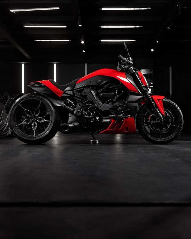 Aliense: موتورسیکلت فضایی Box39 بر اساس Ducati X-Diavel